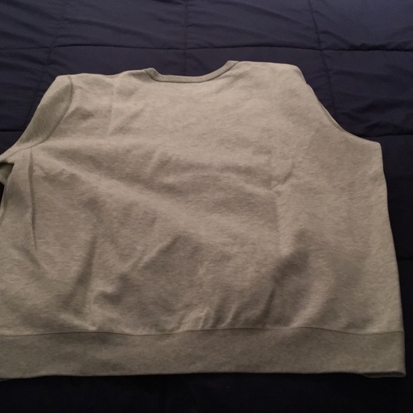 Polo Sweatshirt - Picture 4 of 4